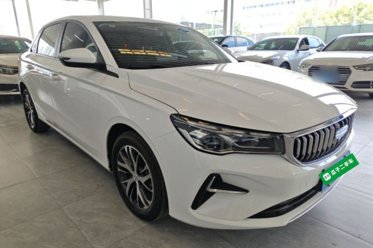 GEELY Emgrand 2025 image de voiture #4