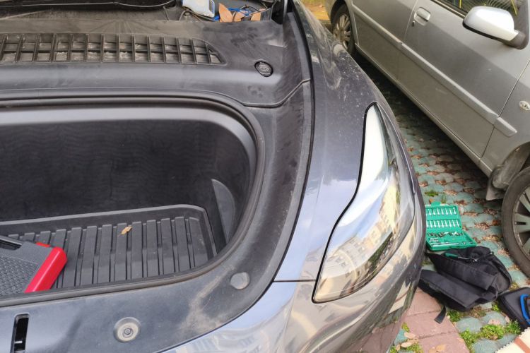 Tesla Model Y 2022 car image #29