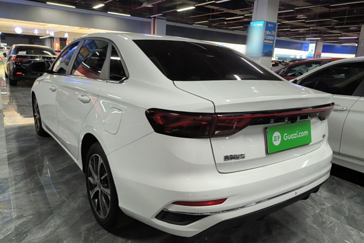 GEELY Emgrand 2021 #5 GEELY Emgrand 2021 car image #5