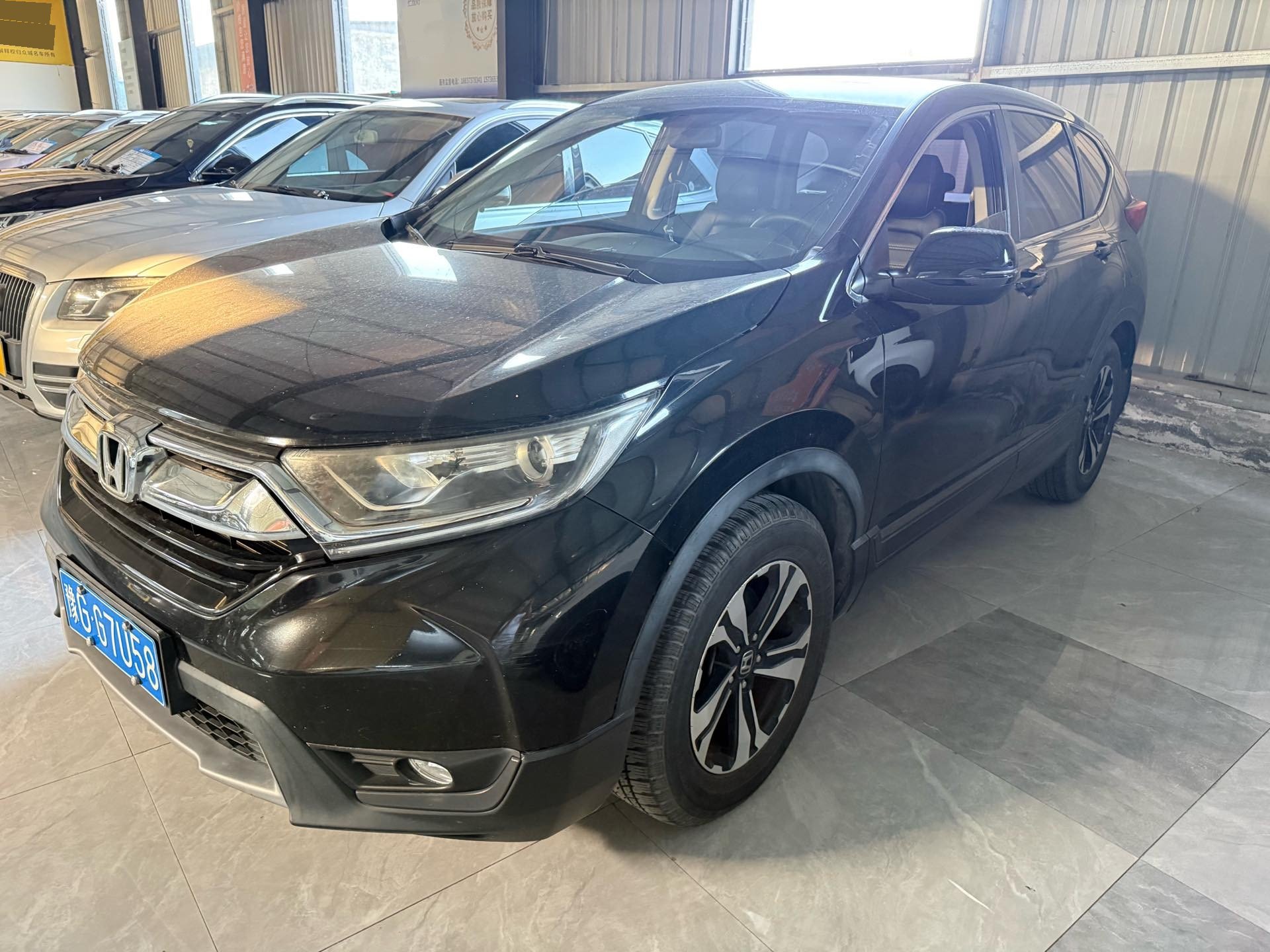 Honda CR-V 2019 car image 
