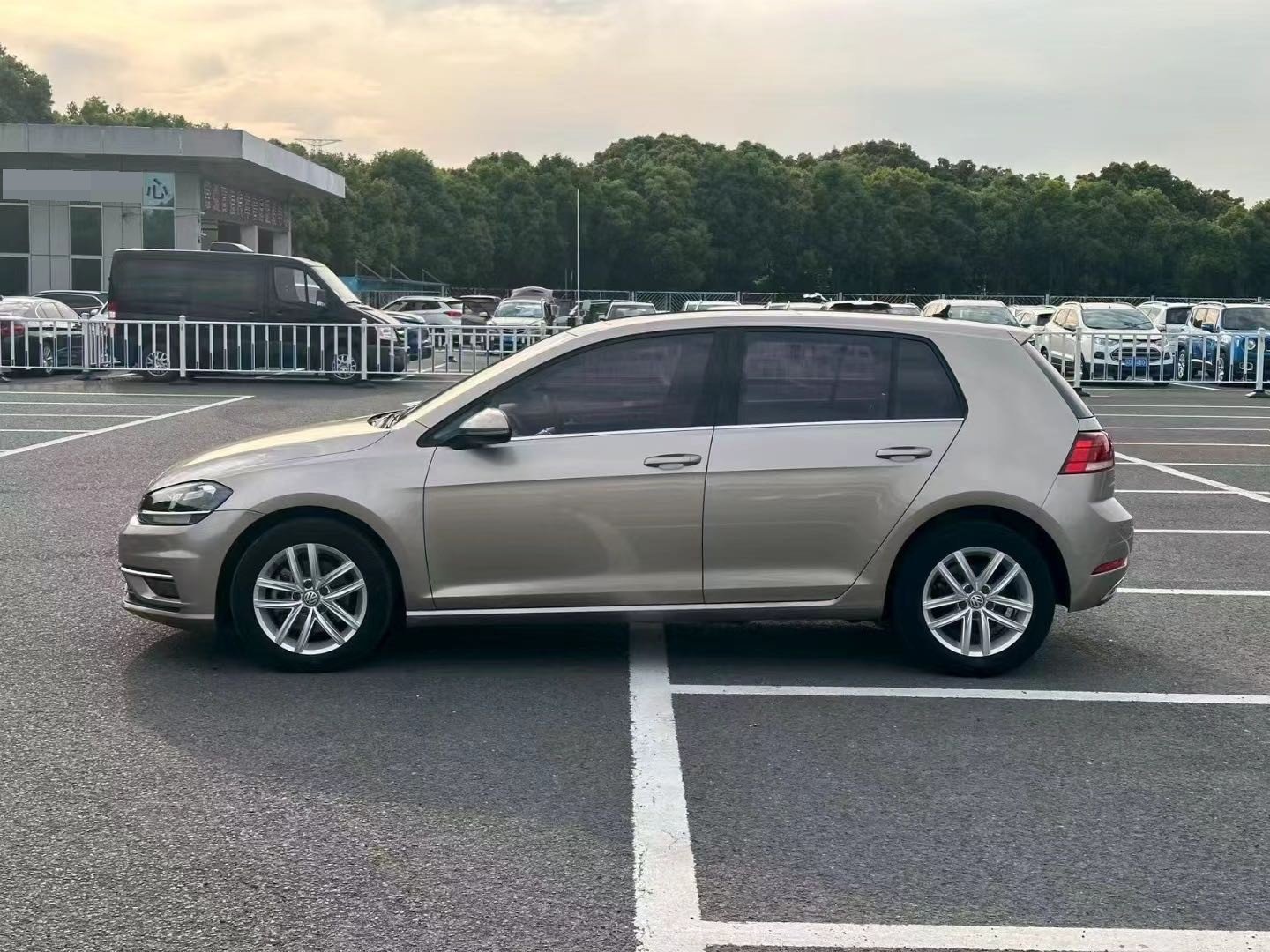 2019 #3 2019 car image #3