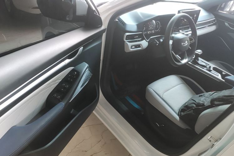 GEELY Emgrand 2022 #18 GEELY Emgrand 2022 car image #18