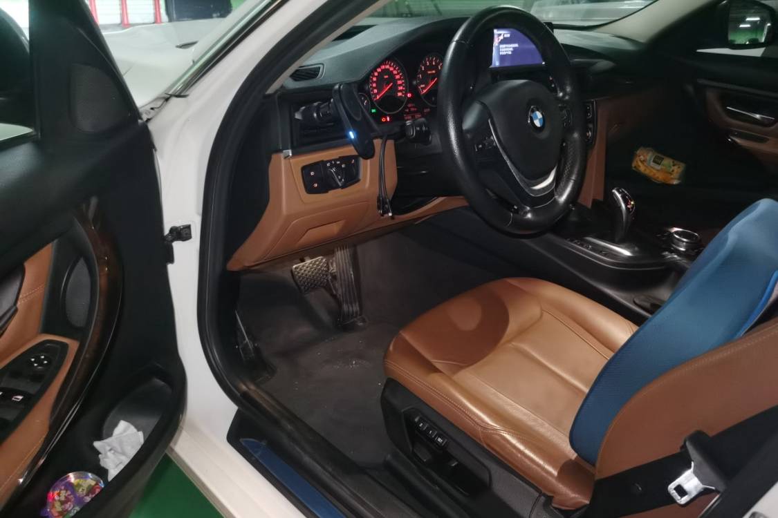 BMW 3 Series 2015 car image #23