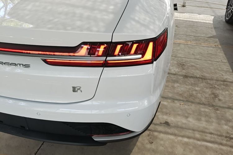 BYD Han 2021 #8 BYD Han 2021 car image #8