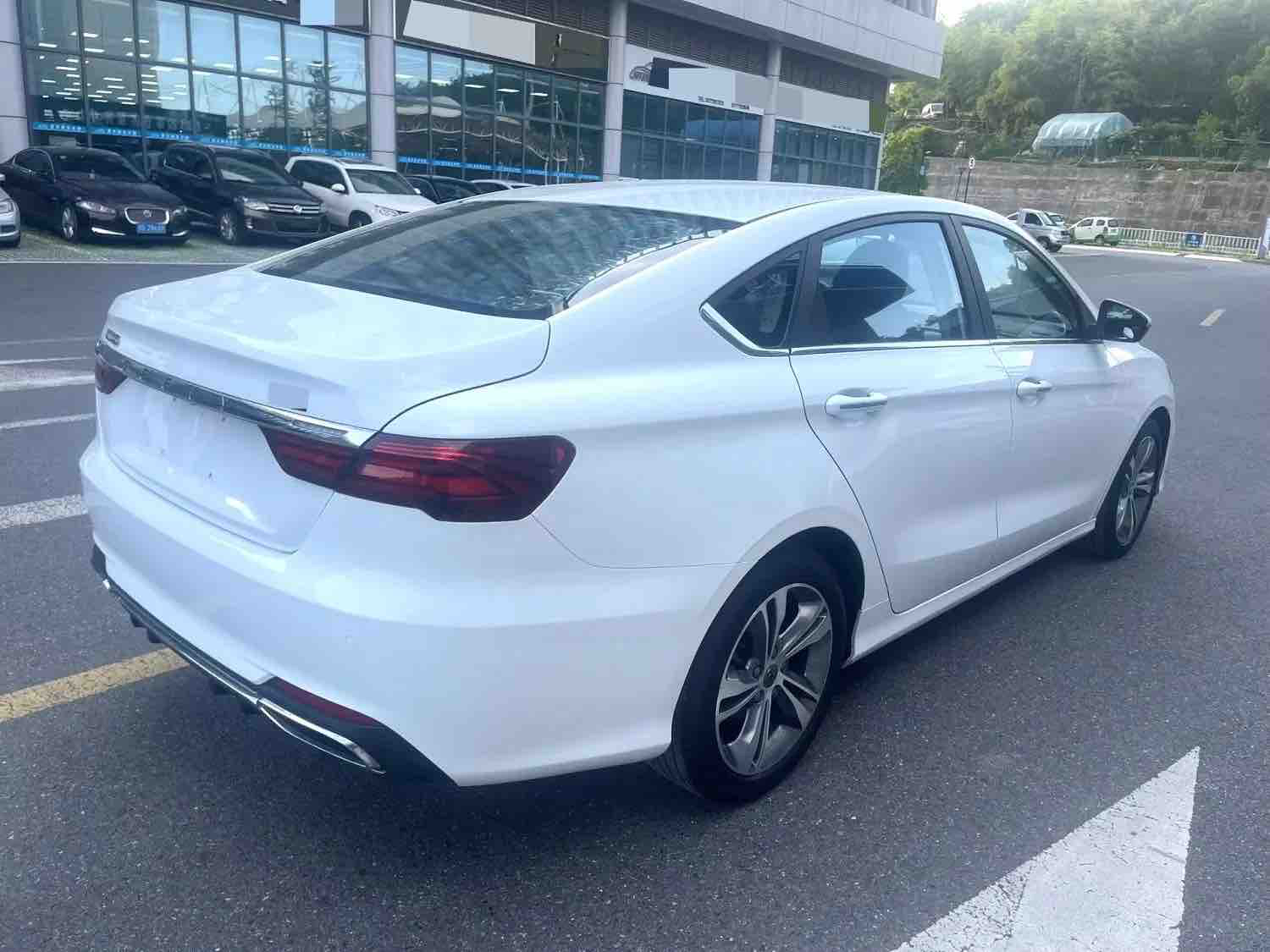 GEELY Binray 2020 #4 GEELY Binray 2020 صورة سيارة #4