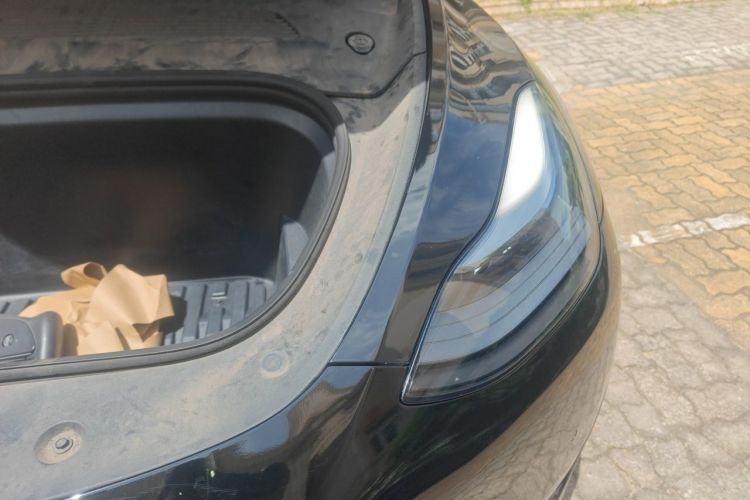 Tesla Model Y 2023 #25 Tesla Model Y 2023 immagine di auto #25