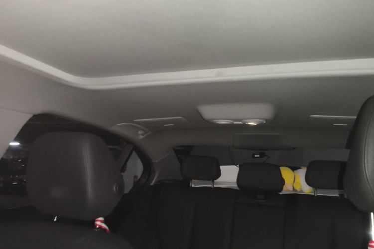 BMW 3 Series 2017 car image #20