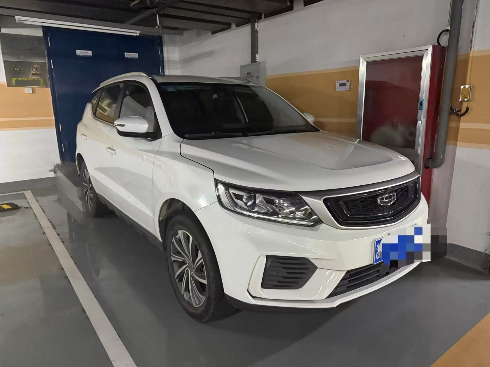GEELY Vision X6 2020 #2 GEELY Vision X6 2020 car image #2