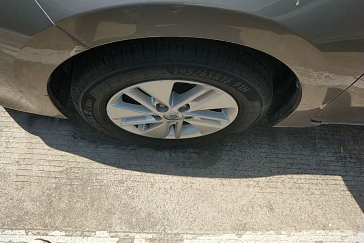 Toyota Corolla 2016 #9 Toyota Corolla 2016 car image #9