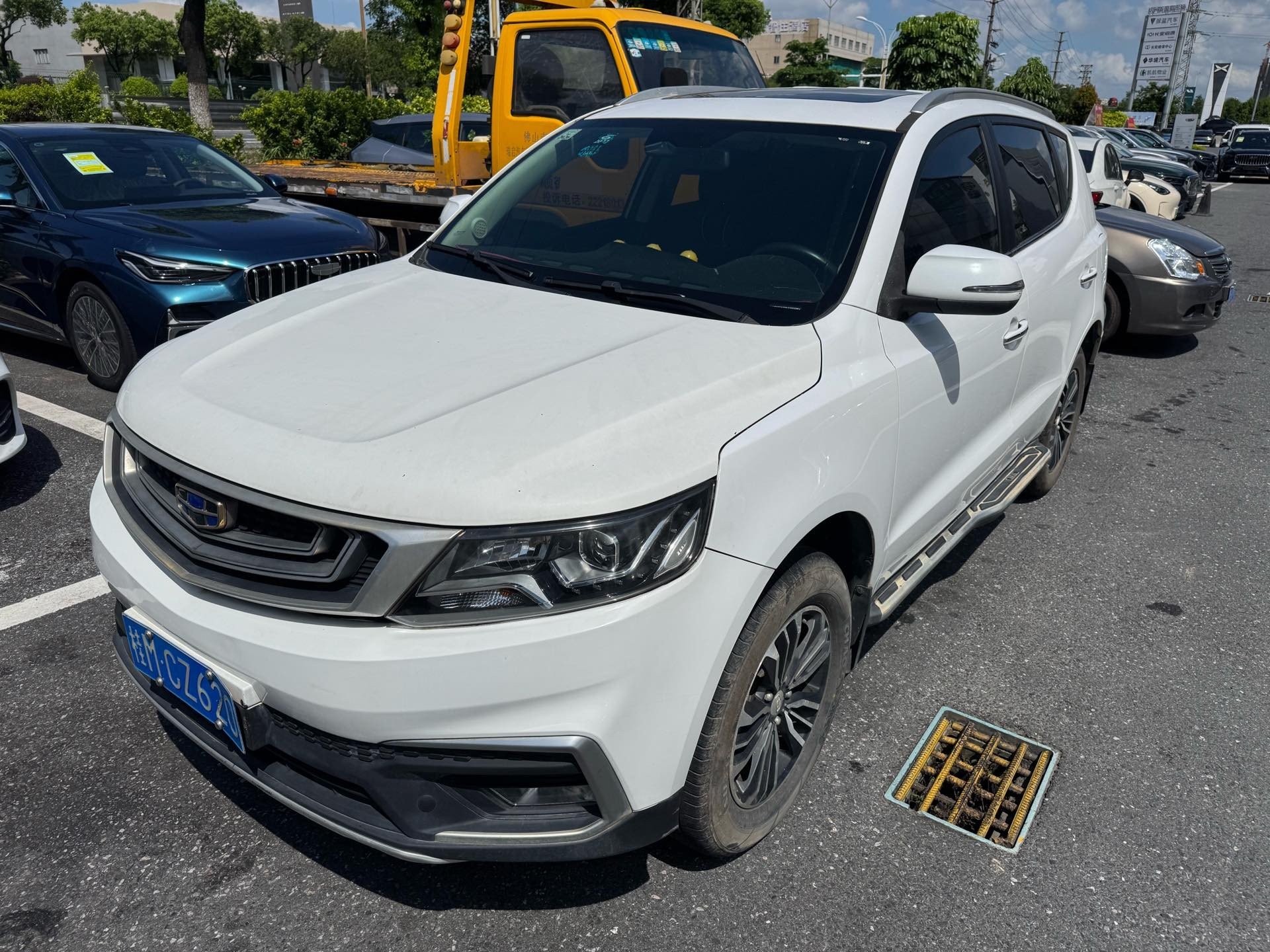 GEELY Vision X6 2018 car image 