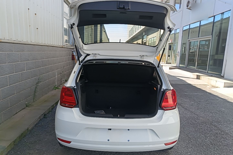 Volkswagen Polo 2018 #19 Volkswagen Polo 2018 car image #19