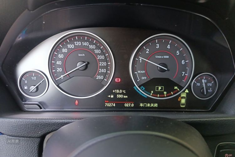 BMW 3 Series 2019 car image #13