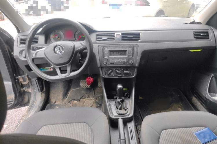 Volkswagen Santana 2019 car image #12