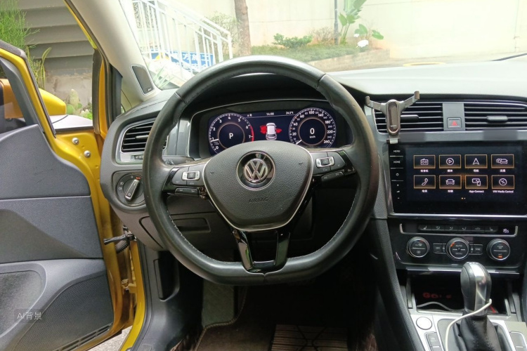 Volkswagen Golf 2017 #12 Volkswagen Golf 2017 car image #12