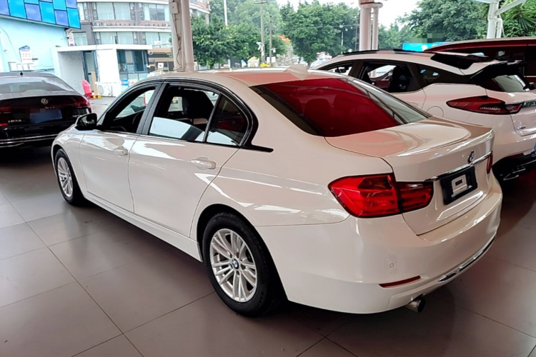 BMW 3 Series 2015 صورة سيارة #7