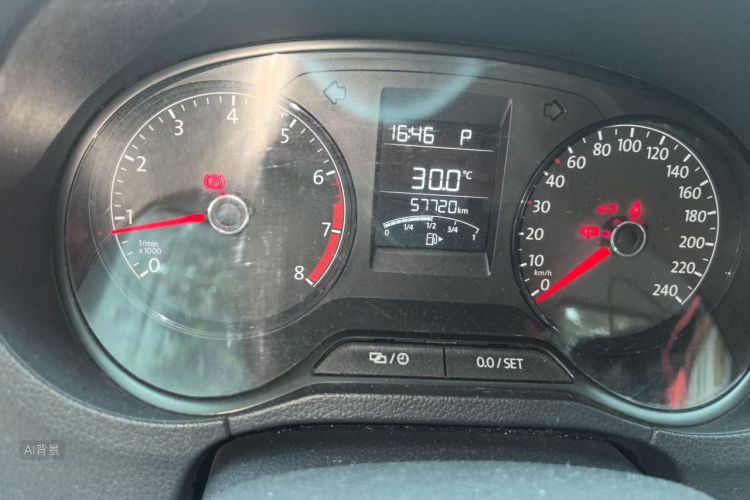 Volkswagen Polo 2018 car image #14