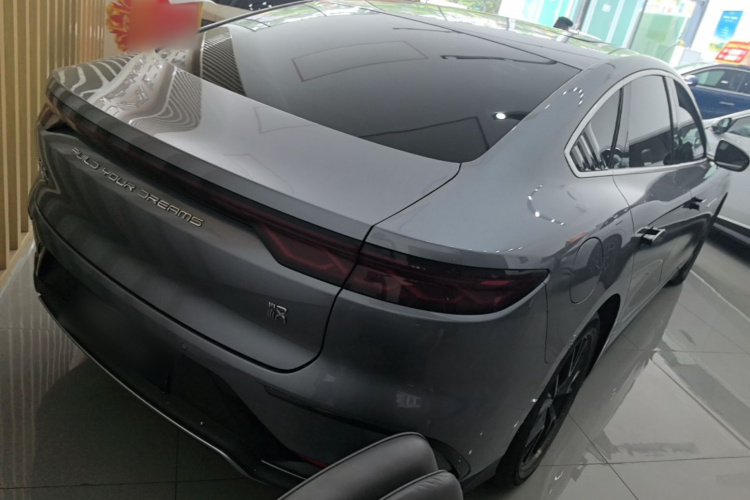 BYD Han 2024 car image #7