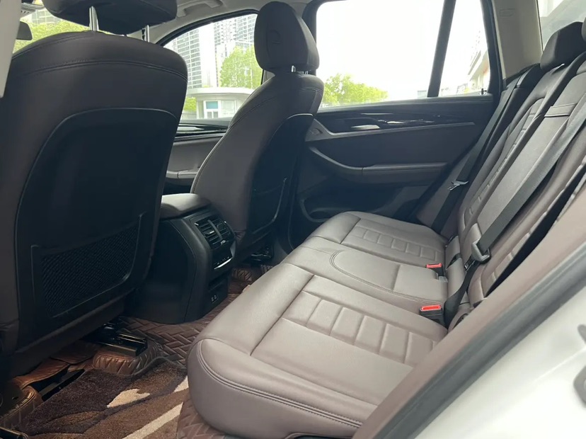 BMW X3 2021 immagine di auto #4