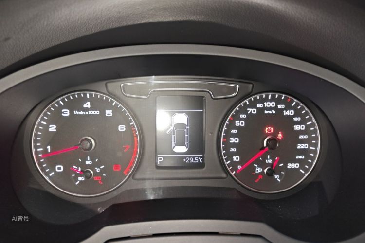 Audi Q3 2017 #13 Audi Q3 2017 car image #13