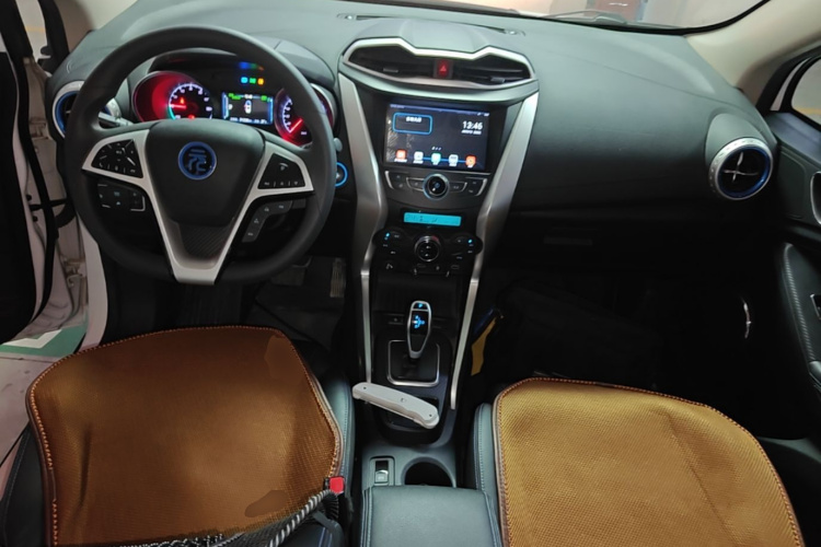 BYD Yuan New Energy 2019 #10 BYD Yuan New Energy 2019 car image #10