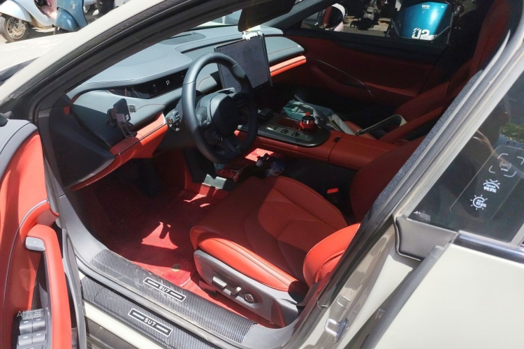 MI SU7 2024 car image #18