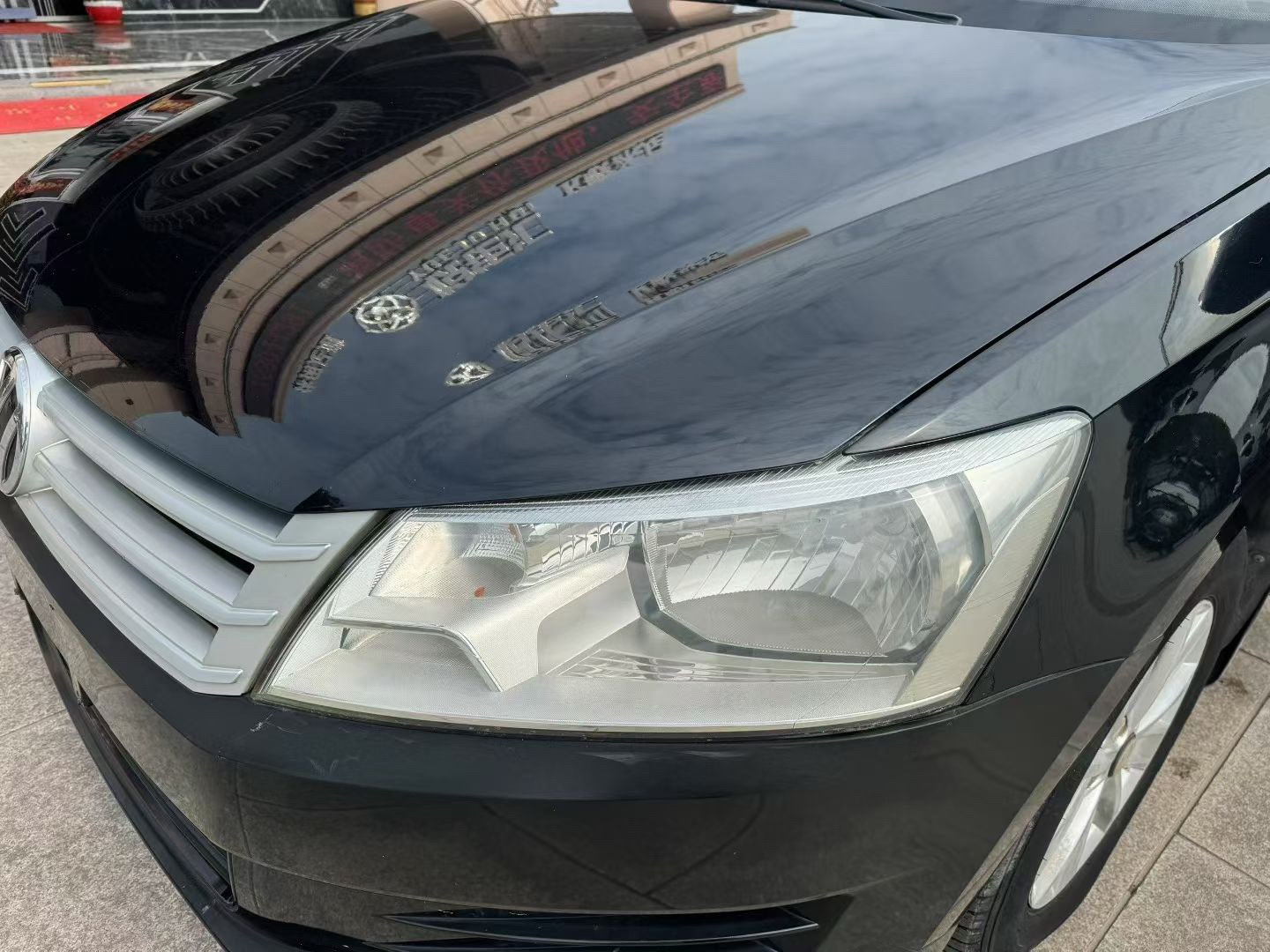 Volkswagen Santana 2013 car image #9