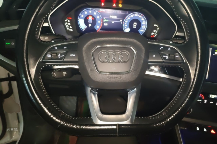 Audi Q3 2021 car image #12