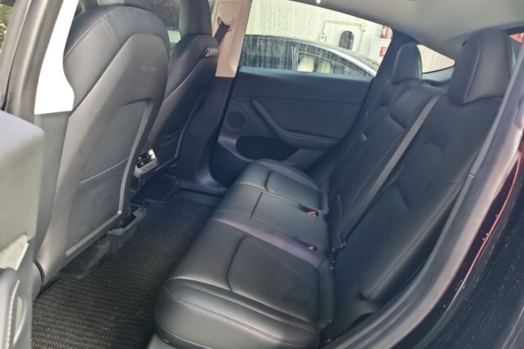 Tesla Model Y 2022 #17 Tesla Model Y 2022 car image #17