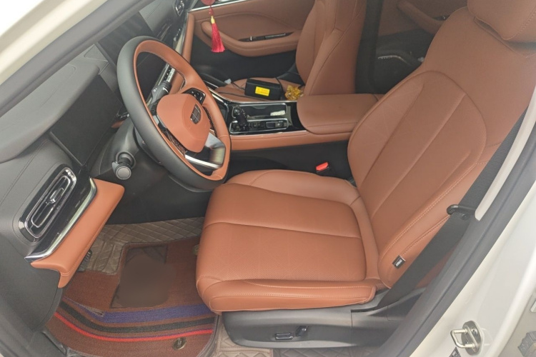 GEELY Emgrand 2026 #19 GEELY Emgrand 2026 car image #19