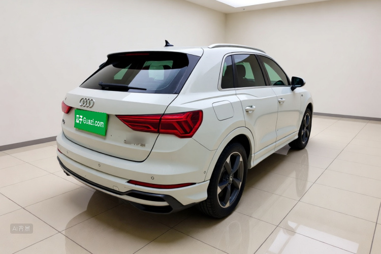 Audi Q3 2021 car image #7