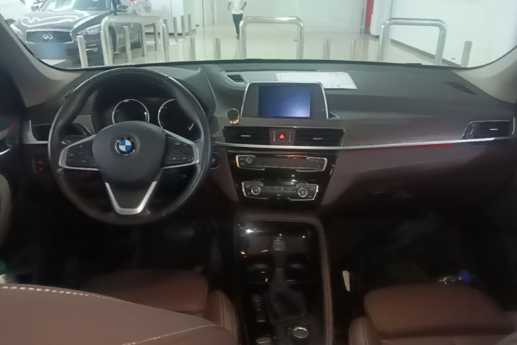 BMW X1 2018 #10 BMW X1 2018 car image #10