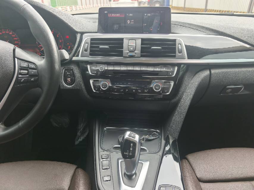 BMW 3 Series 2018 #11 BMW 3 Series 2018 imagen de coche #11