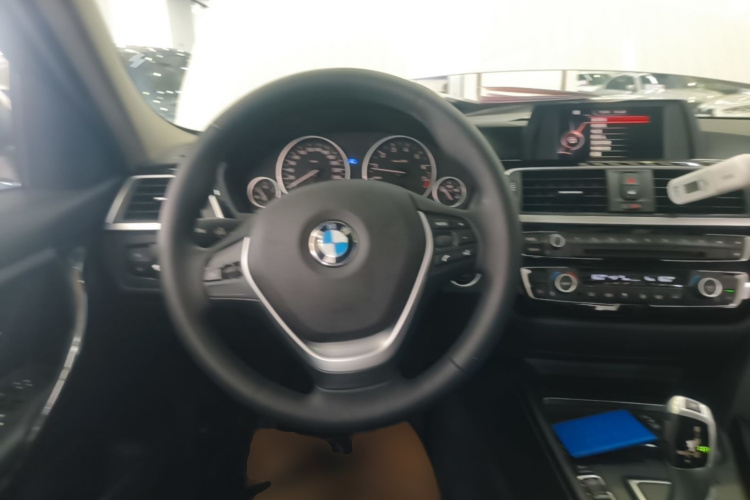 BMW 3 Series 2017 image de voiture #15