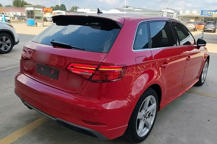 Audi A3 2019 car image #7