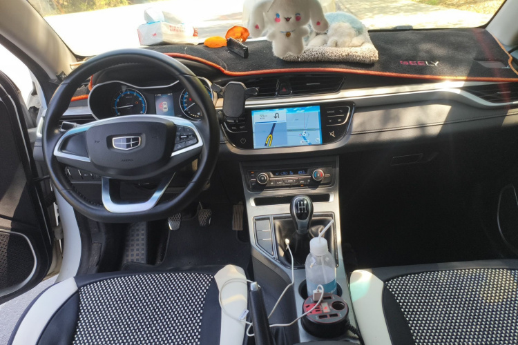 GEELY Emgrand 2020 #12 GEELY Emgrand 2020 car image #12