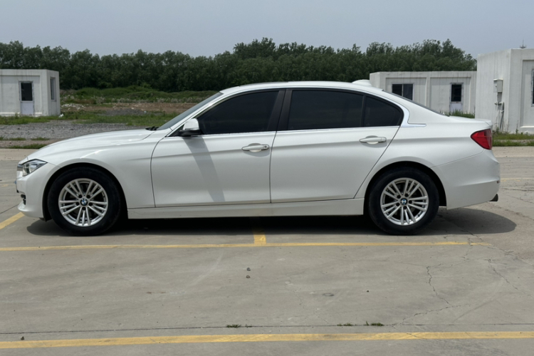 BMW 3 Series 2015 #10 BMW 3 Series 2015 car image #10