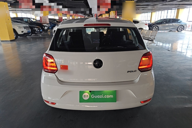 Volkswagen Polo 2017 car image #6