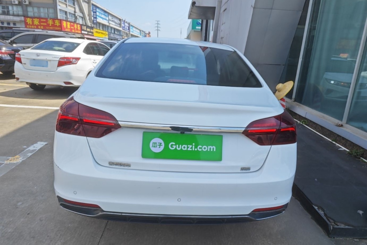 GEELY Emgrand 2020 #6 GEELY Emgrand 2020 car image #6