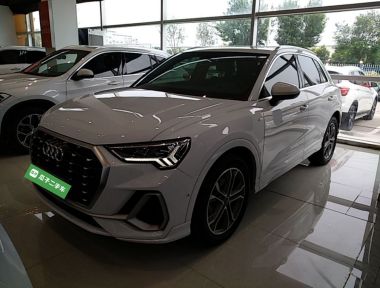 Audi Q3 2021 car image 