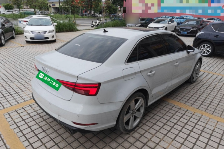 Audi A3 2019 car image #7