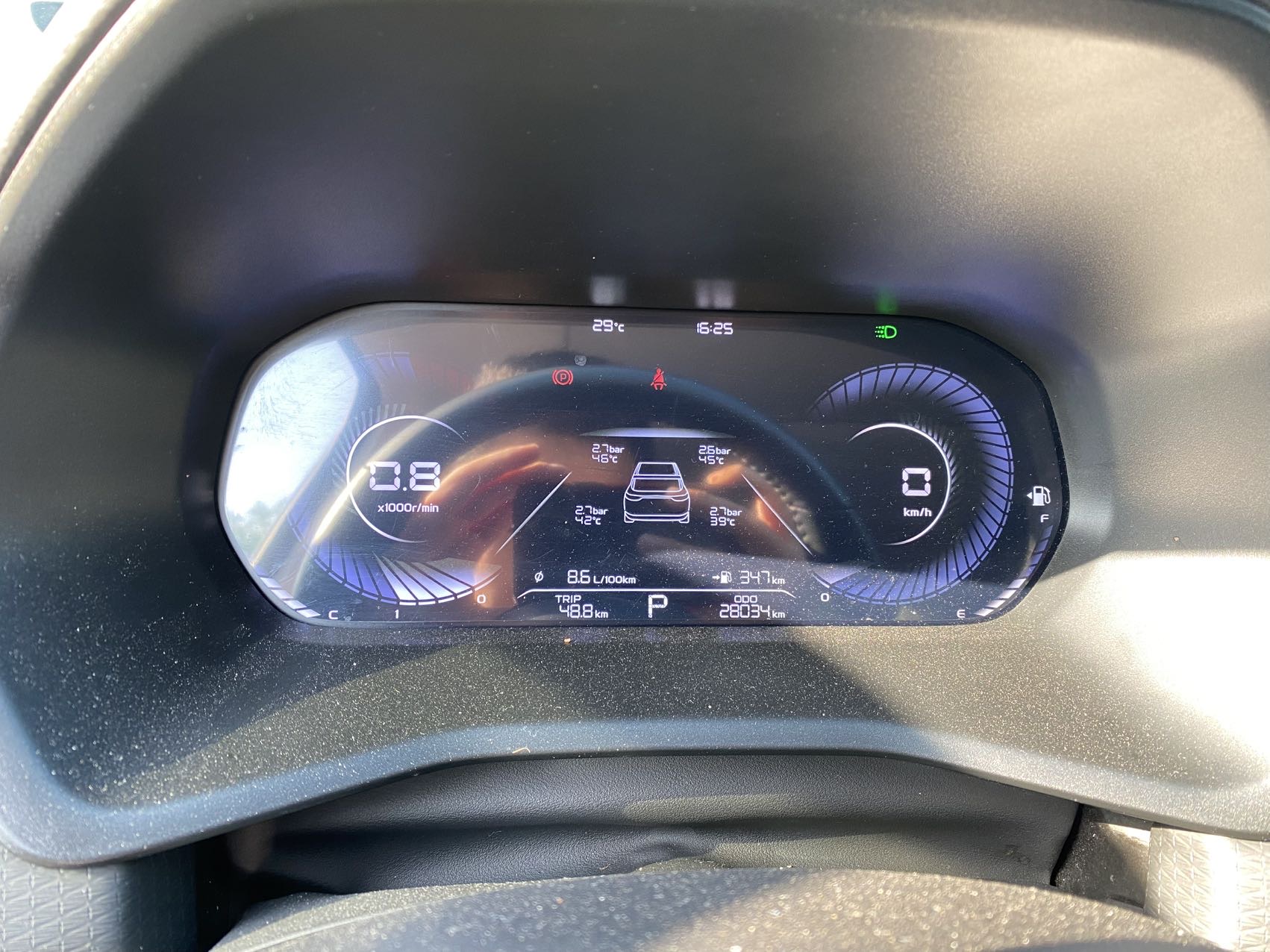 GEELY Emgrand 2023 car image #5