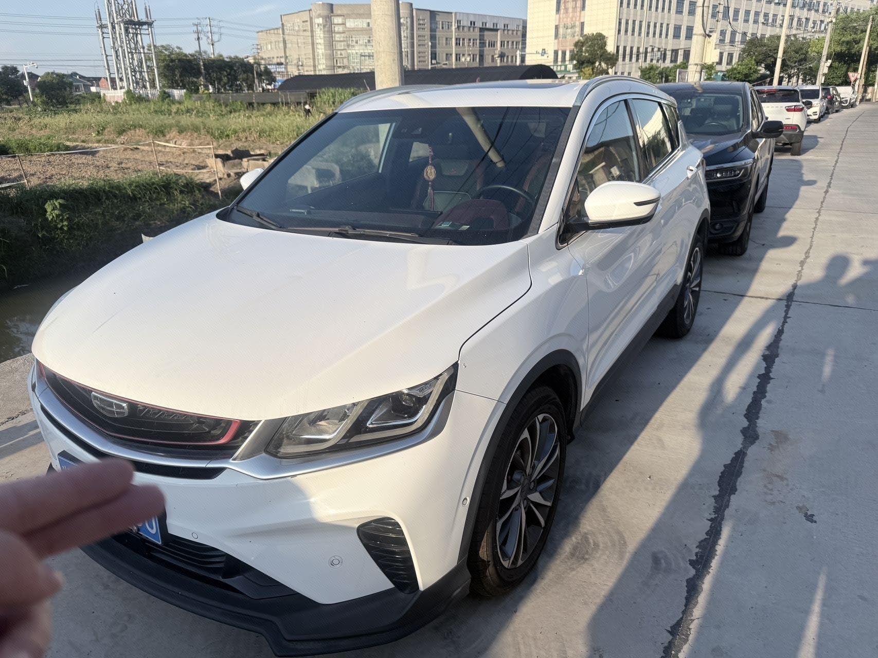 GEELY Coolray 2018 GEELY Coolray 2018 car image