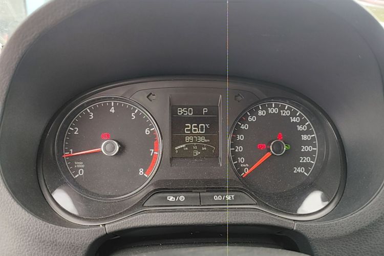 Volkswagen Polo 2017 car image #16