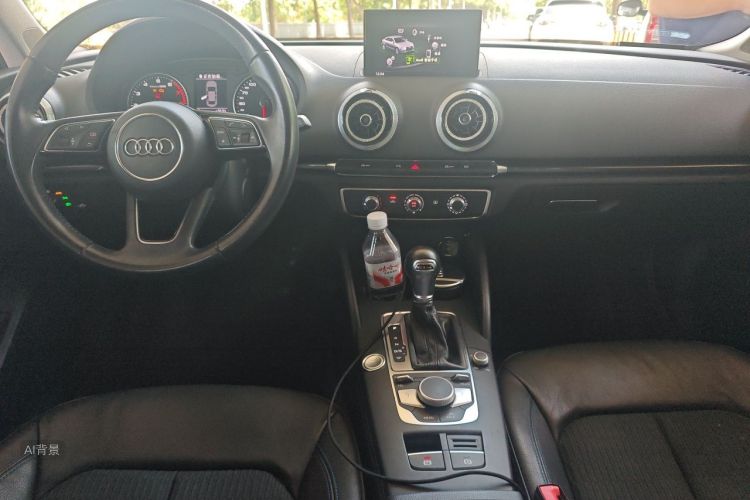 Audi A3 2018 car image #11