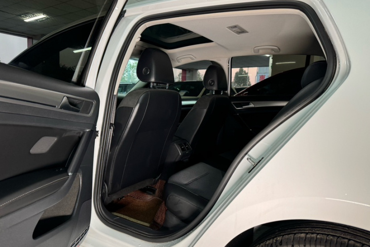 Volkswagen Golf 2020 #30 Volkswagen Golf 2020 immagine di auto #30