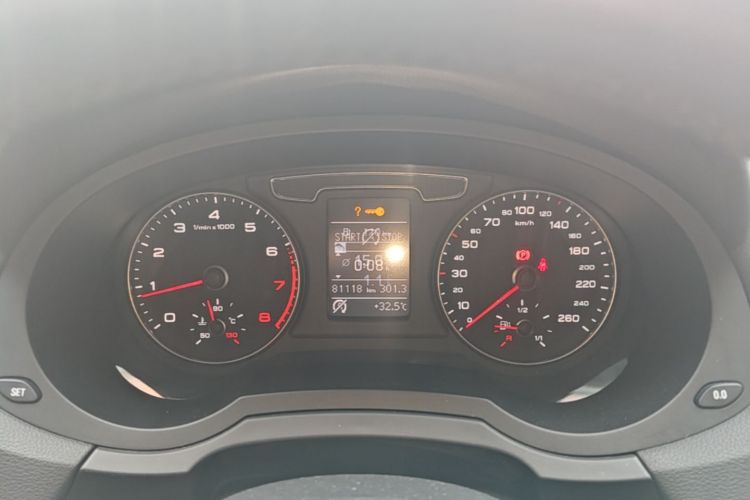 Audi Q3 2016 #12 Audi Q3 2016 car image #12