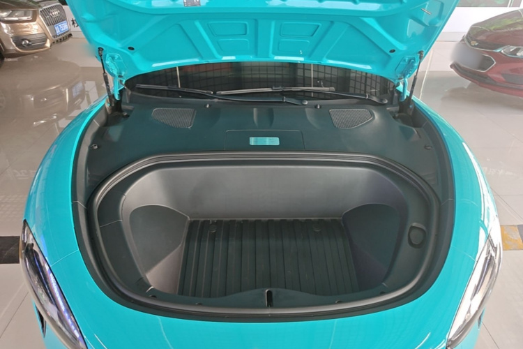 MI SU7 2025 immagine di auto #26