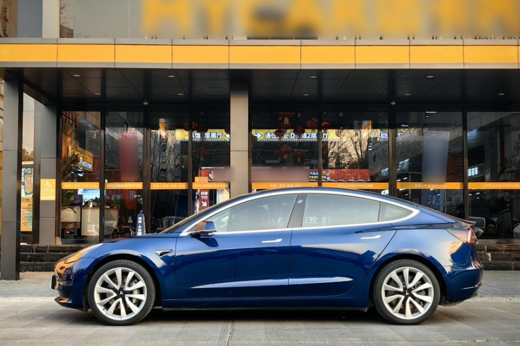 Tesla Model 3 2019 #5 Tesla Model 3 2019 car image #5