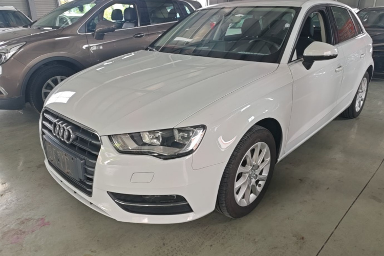 Audi A3 2015 car image #2