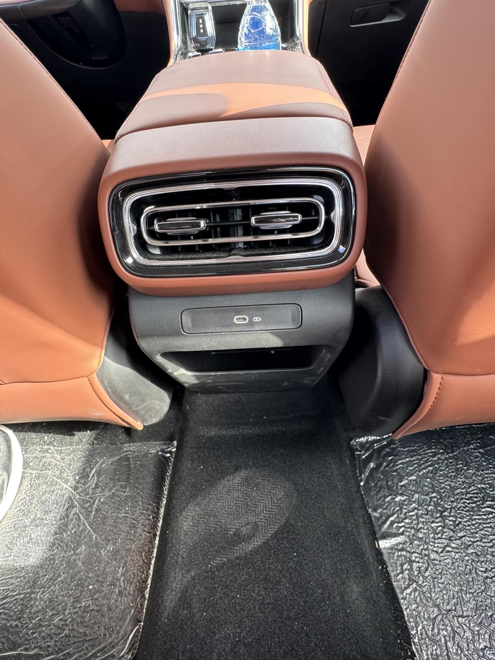 GEELY Emgrand 2025 #9 GEELY Emgrand 2025 car image #9